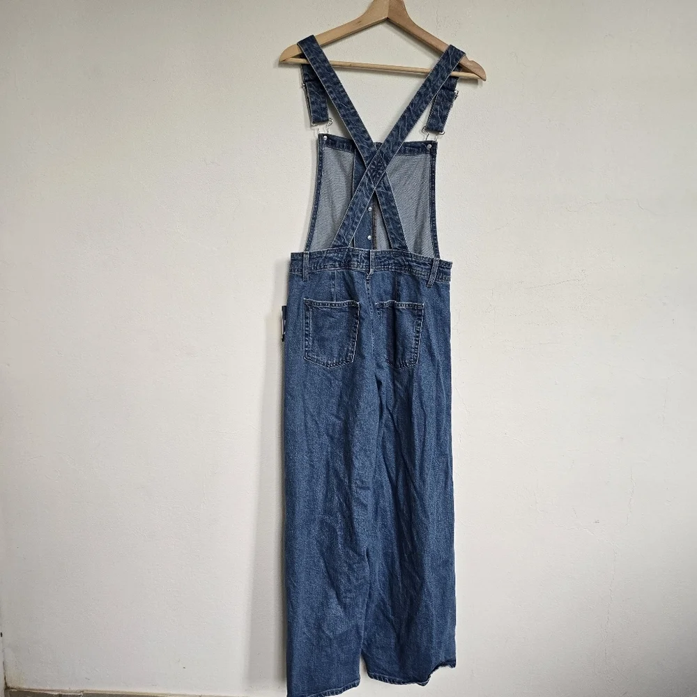 NWT Universal Thread Blue Denim Overall Jumpsuit Size 8 - Picture 9 of 12